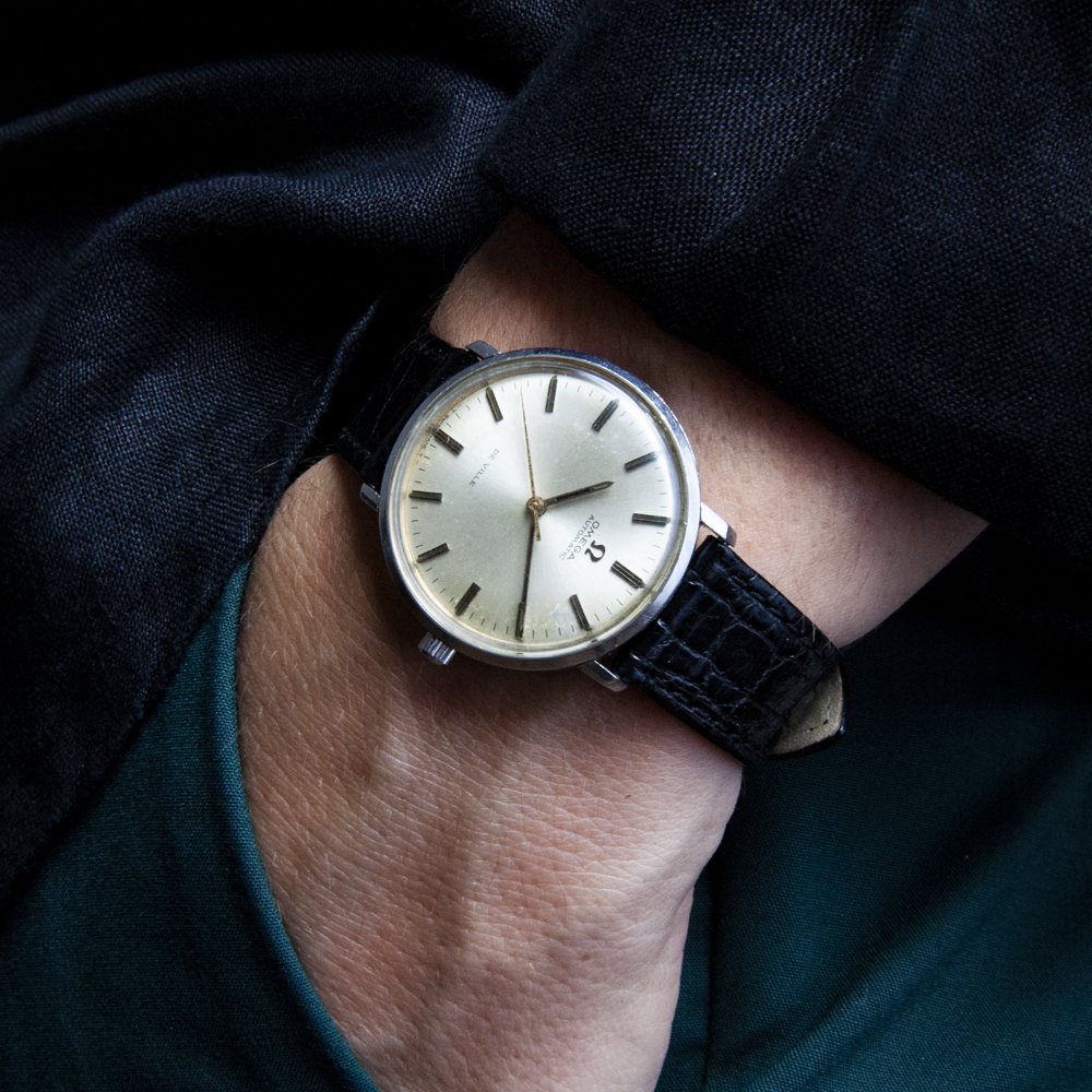 Omega_DeVille_indossato